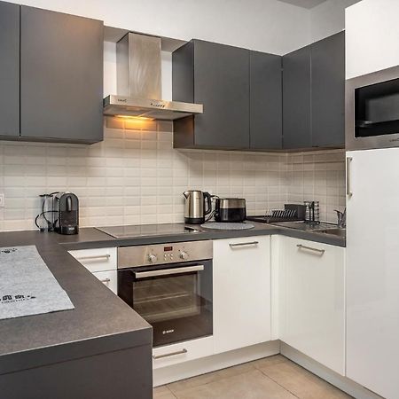 Grace Pine Apartment 3 Budapest Exterior foto